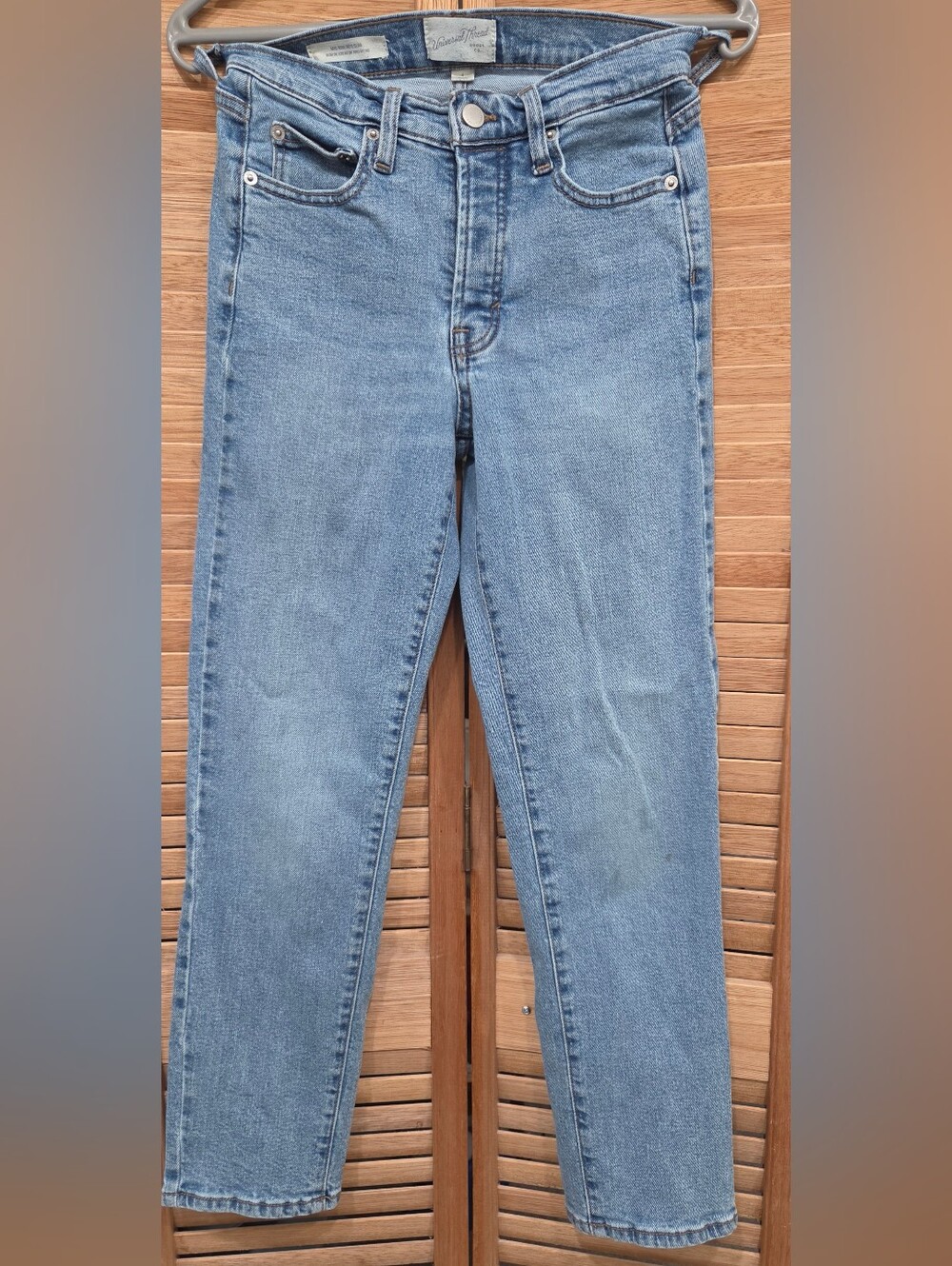 Universal Thread Women's Light Blue 80's Slim Mid-Rise Button Fly Jeans